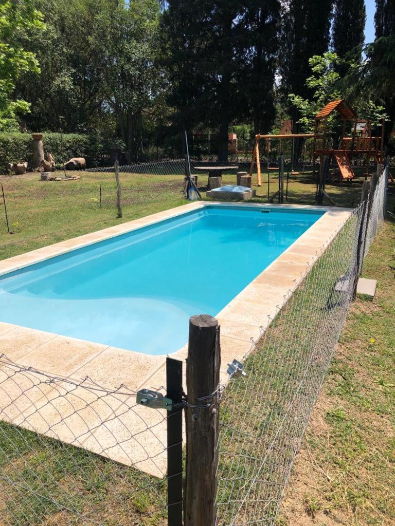 Ezeiza Quinta Cedro Azul 10 Min Del Aeropuerto Villa Luaran gambar