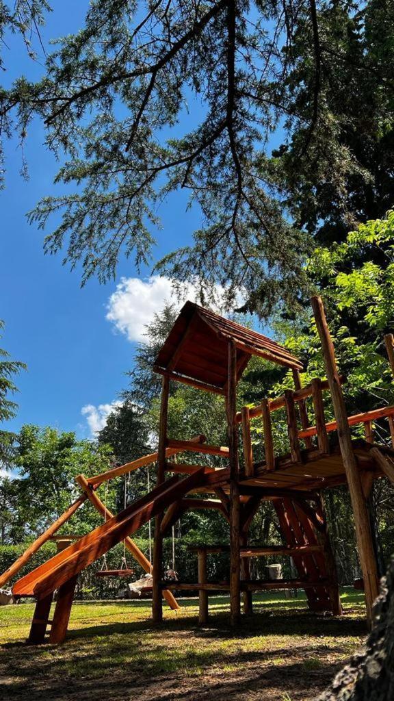 Ezeiza Quinta Cedro Azul 10 Min Del Aeropuerto Villa Luaran gambar
